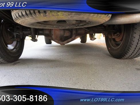 Used 2001 Chevrolet Silverado 2500 LS w/ Off-Road Skid Plate Pkg AWD/4WD image 34