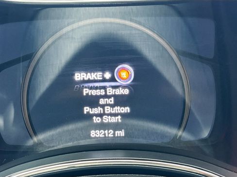 Used 2018 Dodge Durango SRT w/ Technology Group image 12