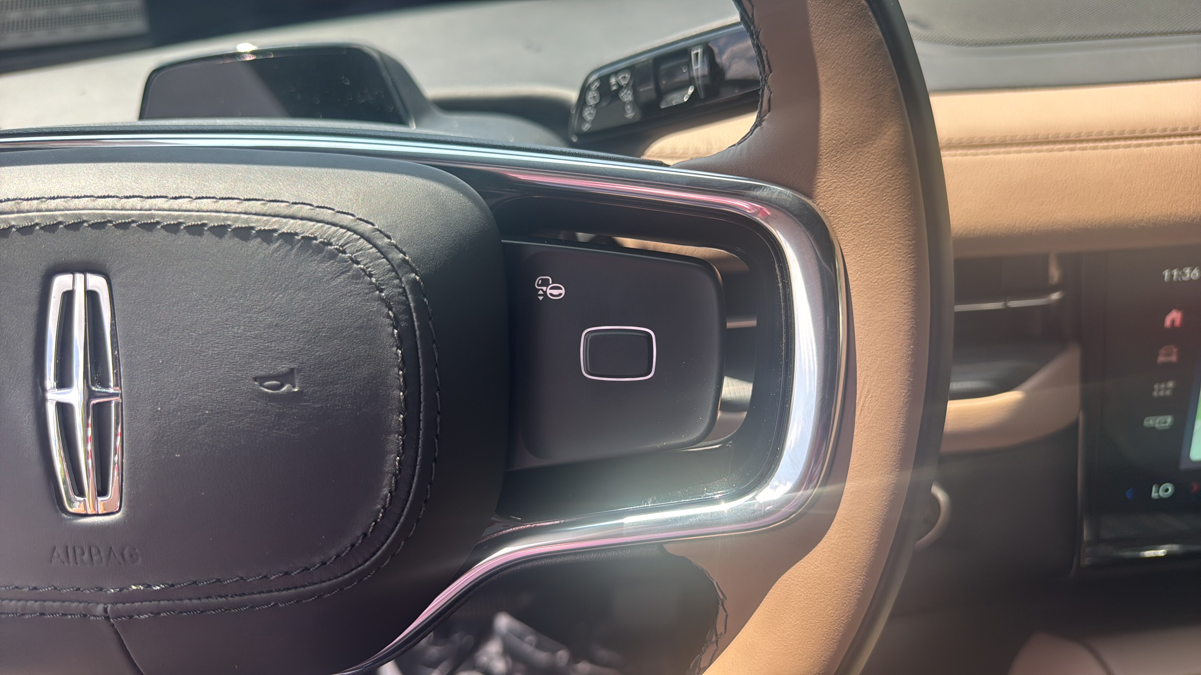 New 2026 Lincoln Navigator Black Label AWD/4WD image 14