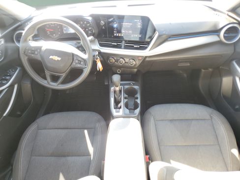 Used 2024 Chevrolet Trax LS FWD image 10