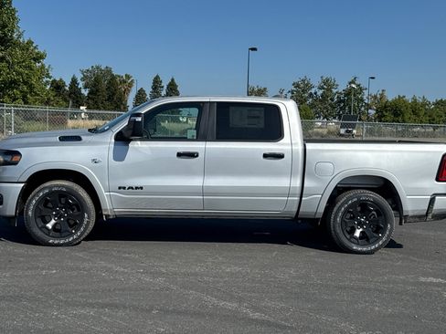 New 2026 RAM 1500 4x4 Crew Cab image 6