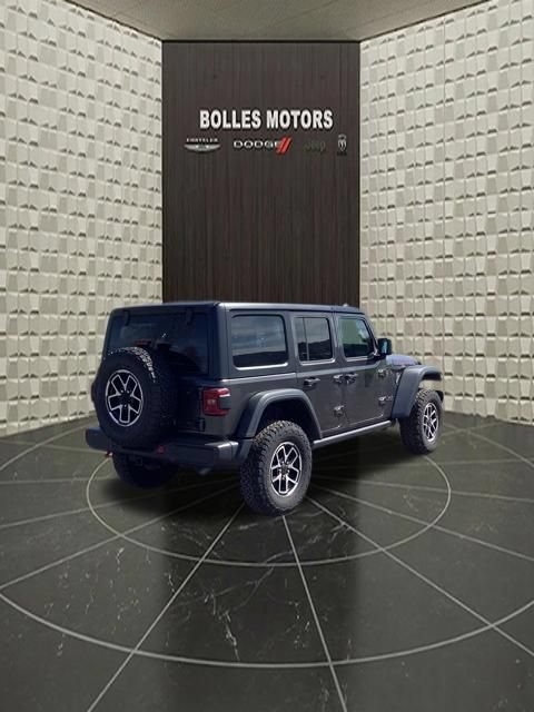 Certified 2025 Jeep Wrangler Unlimited Rubicon AWD/4WD image 4