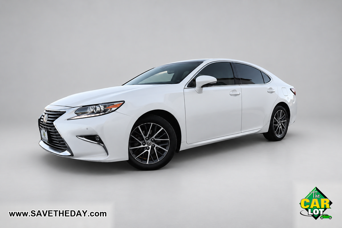 Used 2017 Lexus ES 350 w/ Navigation System Package FWD image 2