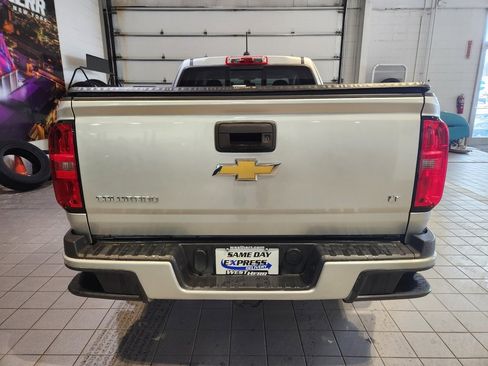 Used 2015 Chevrolet Colorado LT w/ LT Convenience Package image 10