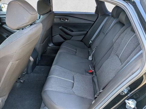 Used 2024 Honda Accord Sport image 19