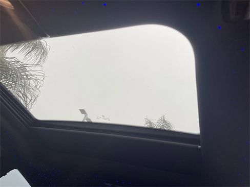 Used 2021 BMW 430i Coupe w/ M Sport Package image 21