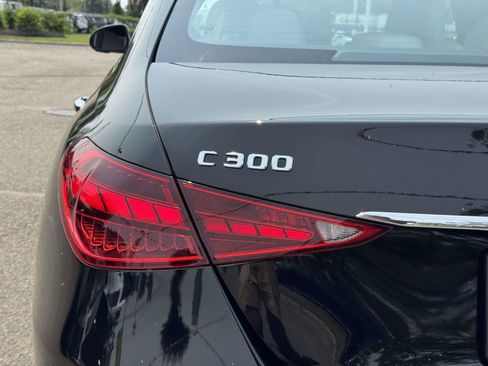 Used 2023 Mercedes-Benz C 300 4MATIC Sedan w/ Exclusive Trim Package image 10