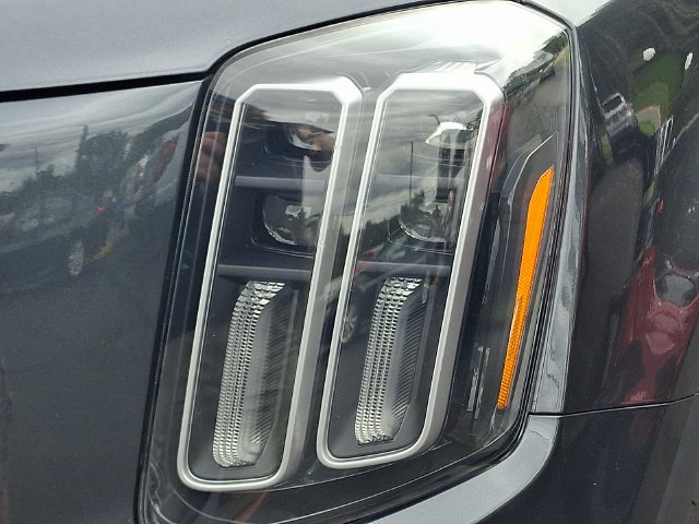 Used 2023 Kia Telluride LX AWD/4WD image 9