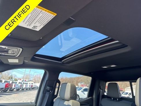 Used 2025 Chevrolet Silverado 1500 ZR2 w/ Technology Package AWD/4WD image 3