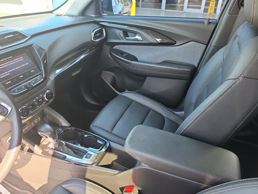 Used 2021 Chevrolet TrailBlazer LT w/ Premium Seating Package FWD image 23