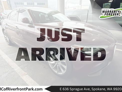 Used 2017 Alfa Romeo Giulia AWD image 1