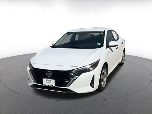 Used 2025 Nissan Sentra S FWD image 7