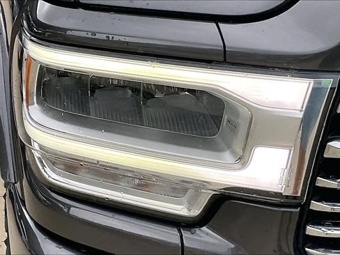 Used 2022 RAM 2500 Laramie image 26