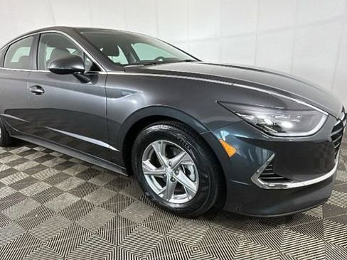 Certified 2023 Hyundai Sonata SE FWD image 2
