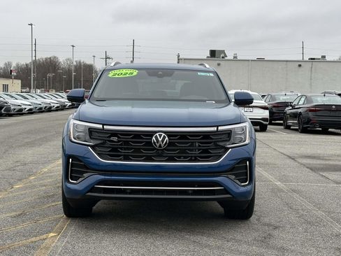 Certified 2025 Volkswagen Atlas Cross Sport SEL Premium R-Line image 9