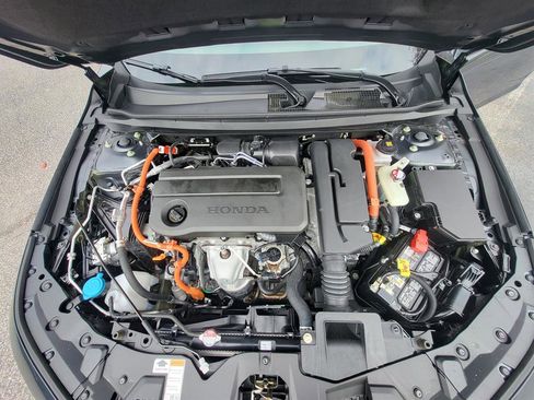 Used 2024 Honda Accord EX-L image 9