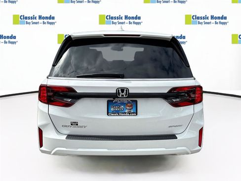 Certified 2025 Honda Odyssey Sport-L image 7
