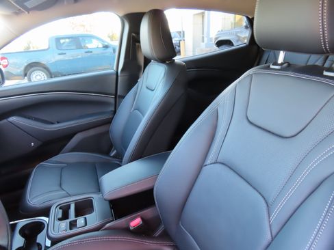 Used 2025 Ford Mustang Mach-E Premium image 29