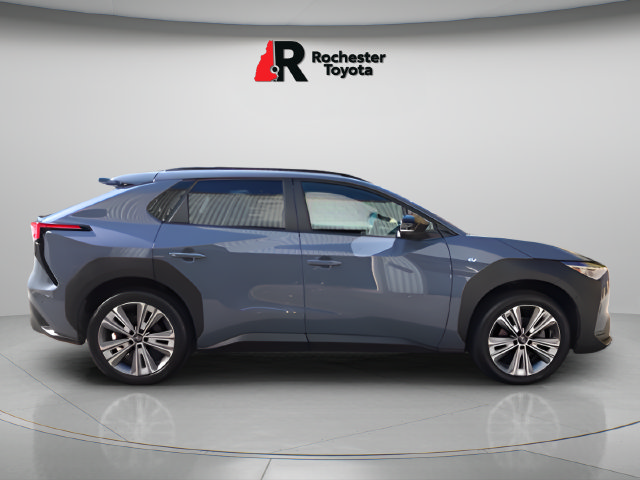 Used 2023 Subaru Solterra AWD image 3