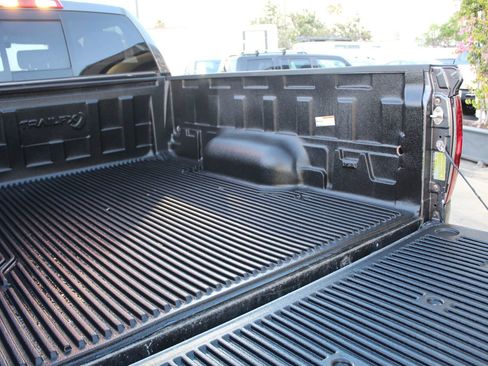 Used 2018 Toyota Tundra SR5 RWD image 25