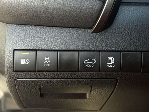 Used 2024 Toyota Camry SE FWD image 22