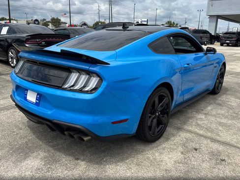 Used 2022 Ford Mustang GT Premium w/ Equipment Group 401A RWD image 5