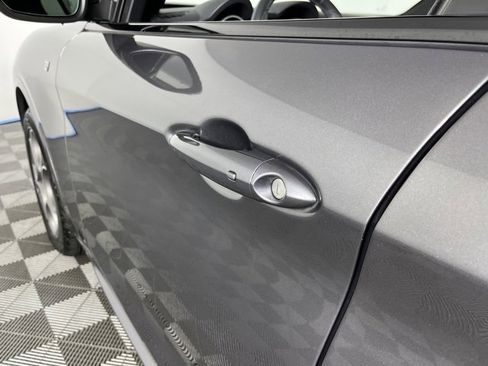 Used 2023 Alfa Romeo Stelvio Ti image 13