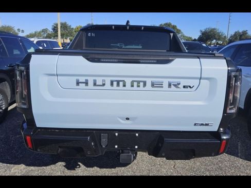 Used 2025 GMC Hummer EV 3X image 8