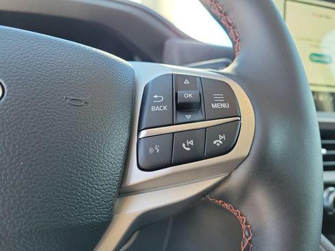 New 2026 Ford Explorer Active RWD image 19