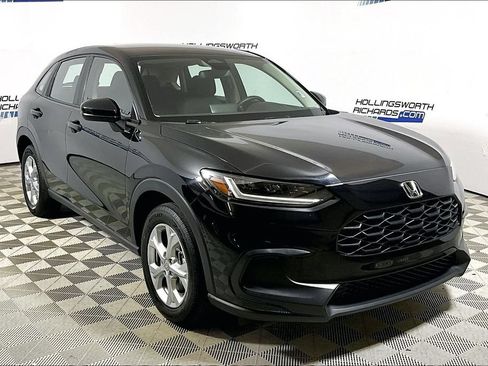 Used 2025 Honda HR-V LX image 3