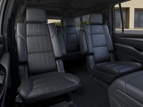 New 2026 Cadillac Escalade ESV Platinum Sport AWD/4WD image 17