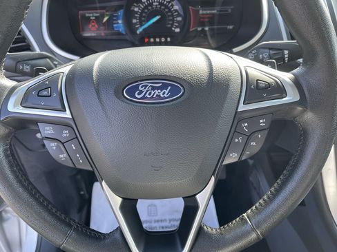 Used 2018 Ford Edge SEL w/ Equipment Group 201A AWD/4WD image 21