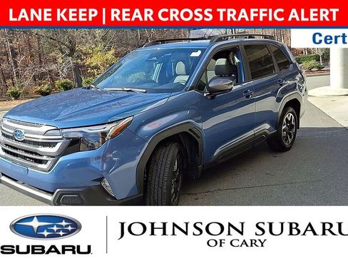 Used 2025 Subaru Forester Premium w/ Protection Package image 4