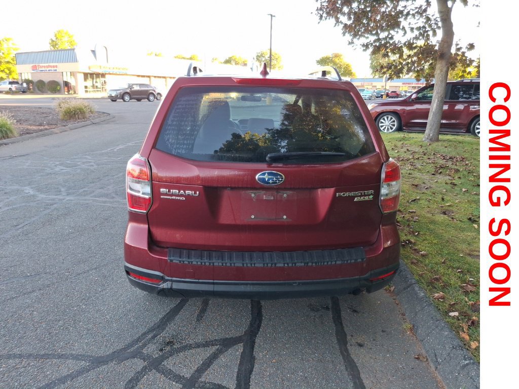 Used 2016 Subaru Forester 2.5i Premium w/ All-Weather Package AWD/4WD image 7