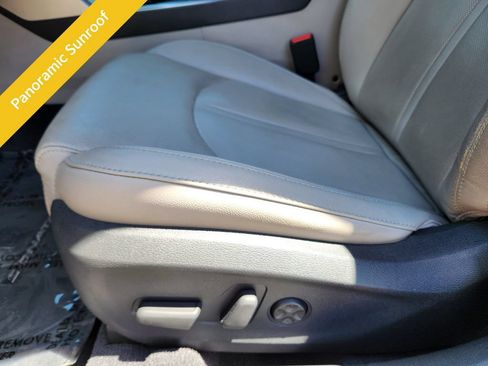 Used 2016 Hyundai Sonata Limited w/ Option Group 04 FWD image 10