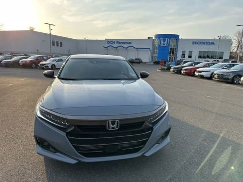 Used 2022 Honda Accord Sport Special Edition image 9