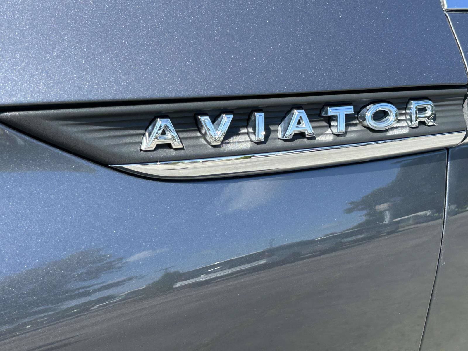Certified 2025 Lincoln Aviator Reserve w/ Equipment Group 201A AWD/4WD image 13