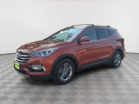 Used 2017 Hyundai Santa Fe Sport FWD image 4