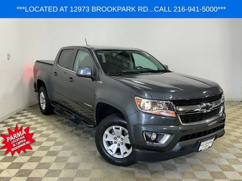 Used 2017 Chevrolet Colorado LT w/ LT Convenience Package image 3