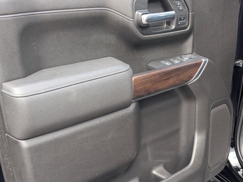 Used 2021 GMC Sierra 1500 SLT w/ SLT Premium Package image 14