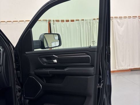 New 2026 RAM 1500 Laramie AWD/4WD image 29