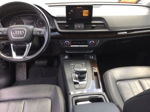 Used 2019 Audi Q5 2.0T Premium AWD/4WD image 19