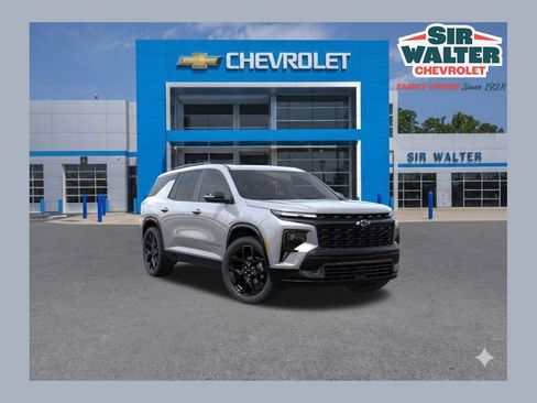 Used 2026 Chevrolet Traverse RS image 1