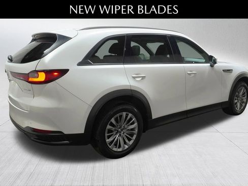 Certified 2025 MAZDA CX-90 3.3 Turbo w/ Preferred Package image 8