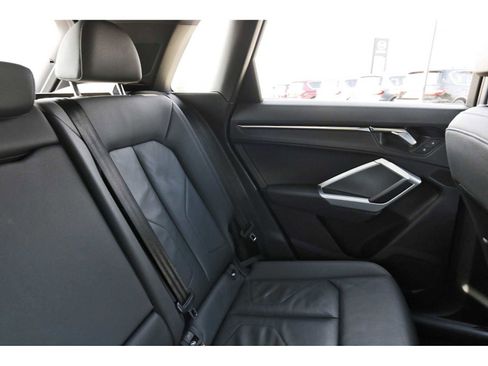 Used 2020 Audi Q3 2.0T Premium Plus w/ Premium Plus Package image 10