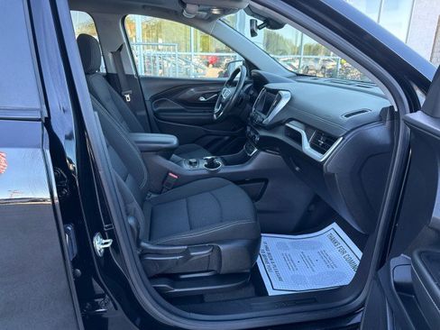 Used 2024 GMC Terrain SLE w/ Driver Convenience Package AWD/4WD image 30