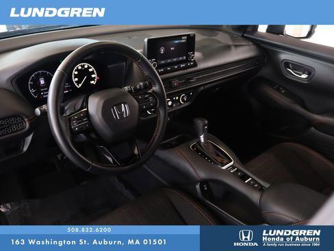 Used 2025 Honda HR-V Sport image 8