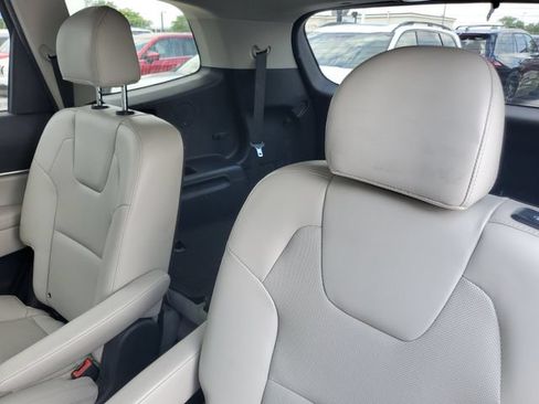 Used 2022 Kia Telluride S AWD/4WD image 11