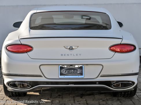 Used 2024 Bentley Continental GT Speed image 11