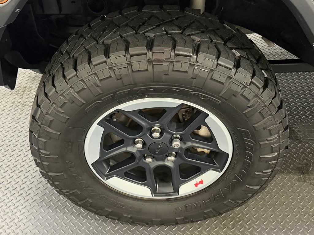 Used 2018 Jeep Wrangler Unlimited Sport S AWD/4WD image 20